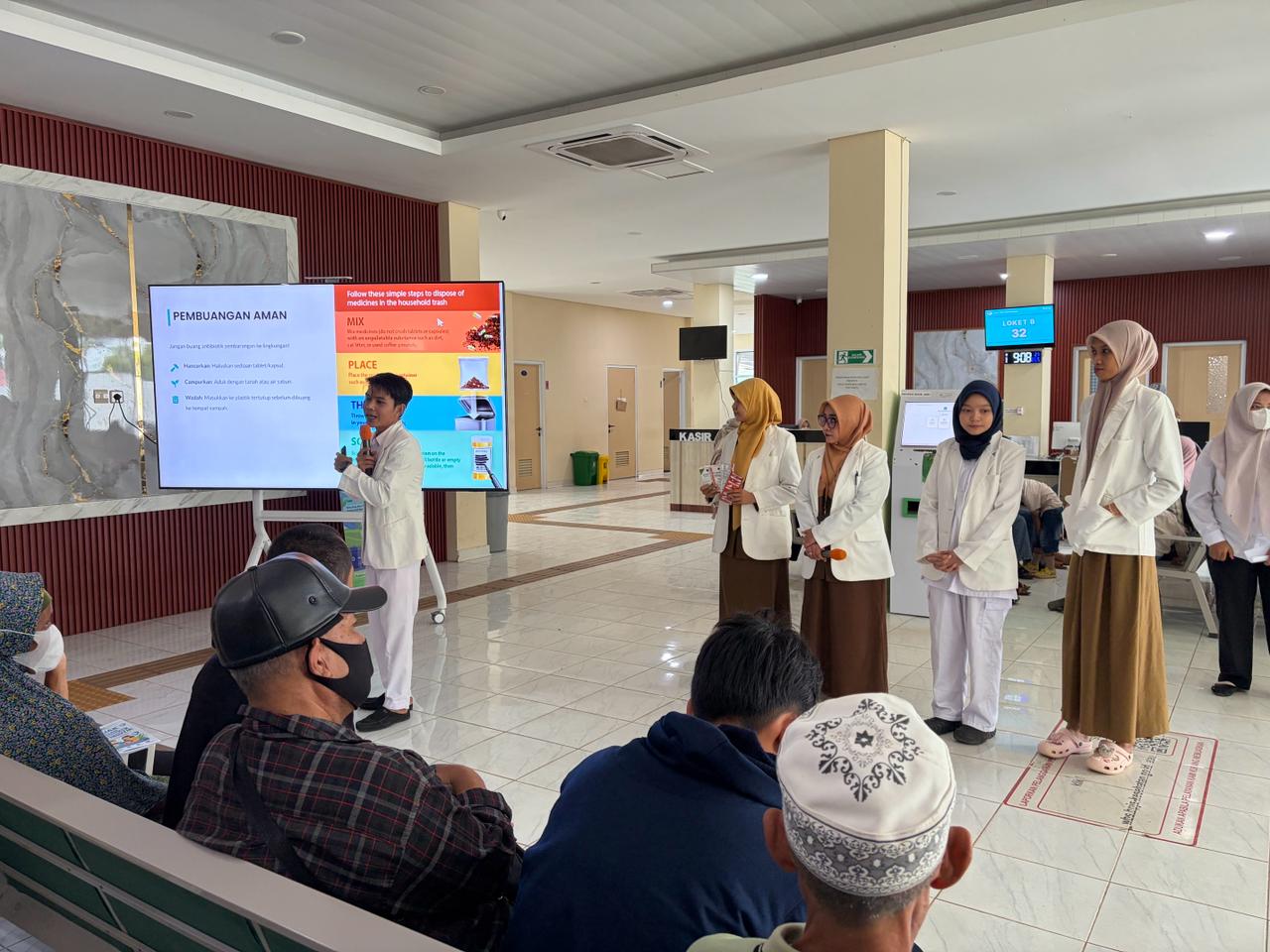 Cegah Resistensi Antibiotik, Instalasi Farmasi RSUD H. Abdul Aziz Marabahan Gencarkan Edukasi kepada Masyarakat